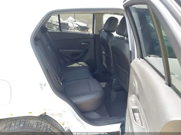KL7CJPSM6NB551609 2022 CHEVROLET TRAX - Image 8