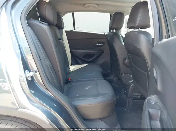 KL7CJPSM6NB559256 2022 CHEVROLET TRAX - Image 8