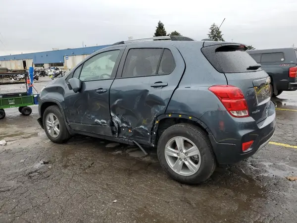 KL7CJPSM6NB559919 2022 CHEVROLET TRAX - Image 2