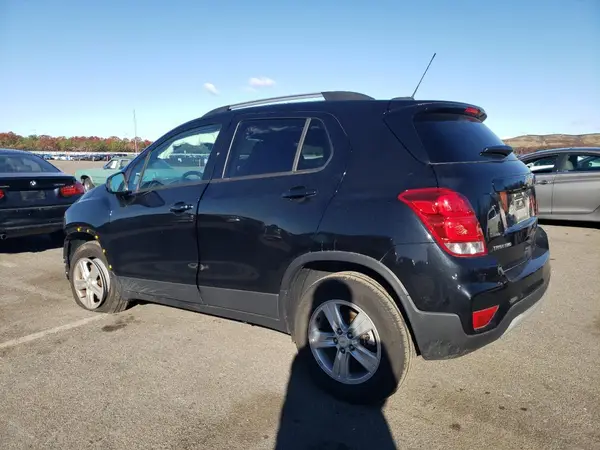 KL7CJPSM6NB563839 2022 CHEVROLET TRAX - Image 2