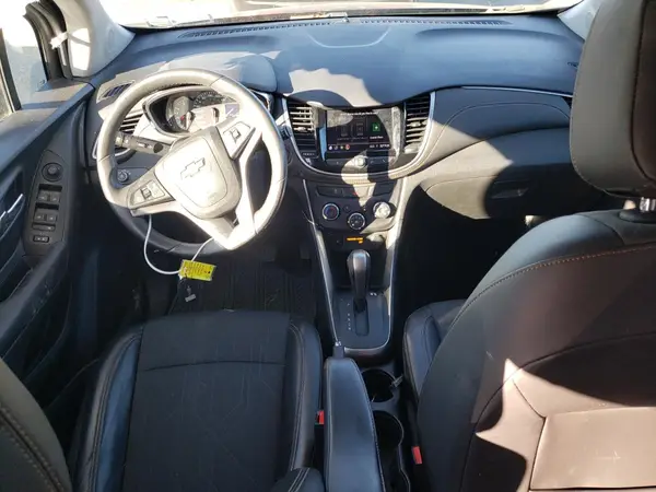 KL7CJPSM6NB563839 2022 CHEVROLET TRAX - Image 8