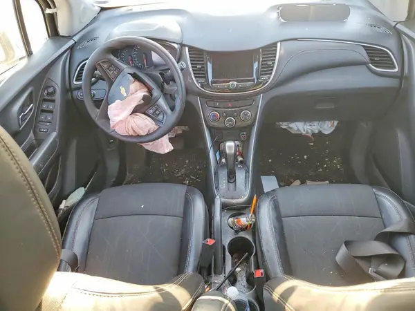 KL7CJPSM7MB364295 2021 CHEVROLET TRAX - Image 8