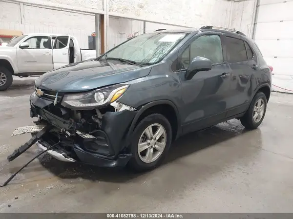 KL7CJPSM7MB364815 2021 CHEVROLET TRAX - Image 2