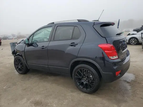 KL7CJPSM7NB518795 2022 CHEVROLET TRAX - Image 2