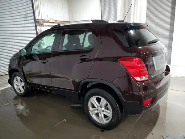 KL7CJPSM7NB518926 2022 CHEVROLET TRAX - Image 2