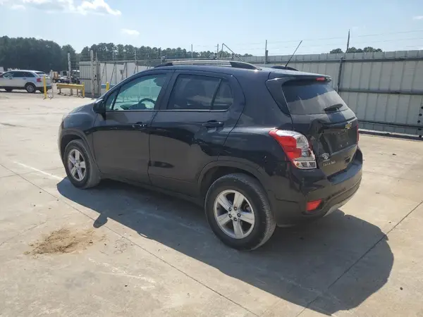 KL7CJPSM7NB534348 2022 CHEVROLET TRAX - Image 2