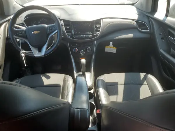 KL7CJPSM7NB534348 2022 CHEVROLET TRAX - Image 8