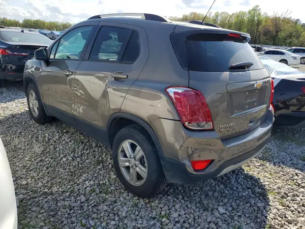 KL7CJPSM7NB535242 2022 CHEVROLET TRAX - Image 2