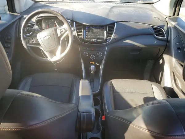 KL7CJPSM7NB538951 2022 CHEVROLET TRAX - Image 8