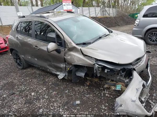 KL7CJPSM7NB541431 2022 CHEVROLET TRAX - Image 1