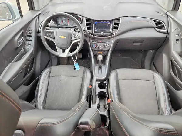 KL7CJPSM7NB542501 2022 CHEVROLET TRAX - Image 8