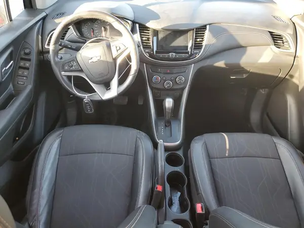 KL7CJPSM7NB548587 2022 CHEVROLET TRAX - Image 8