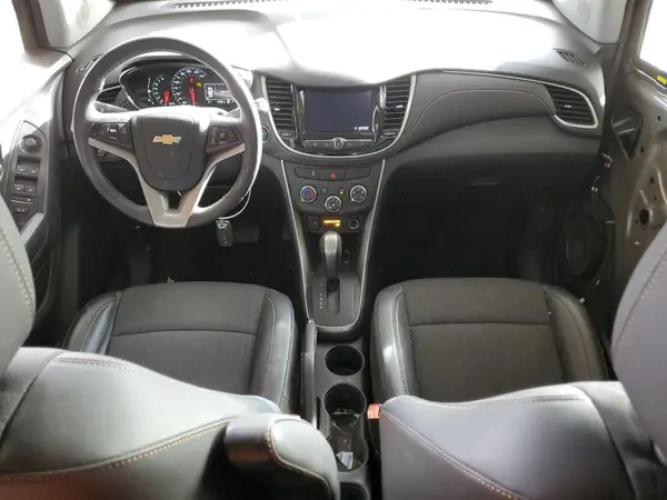 KL7CJPSM7NB548850 2022 CHEVROLET TRAX - Image 8