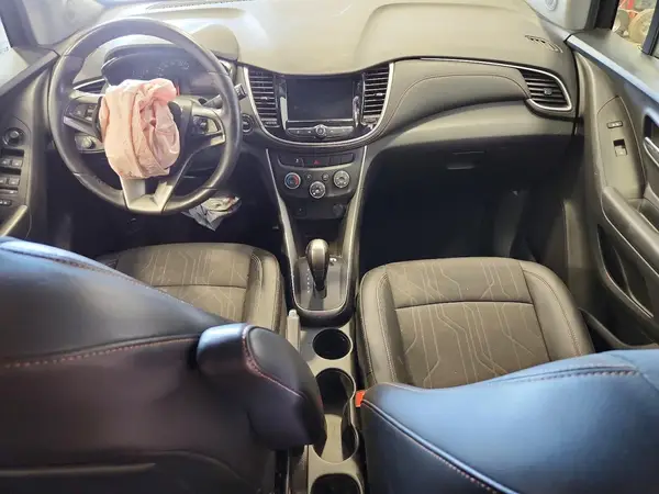 KL7CJPSM7NB556625 2022 CHEVROLET TRAX - Image 8