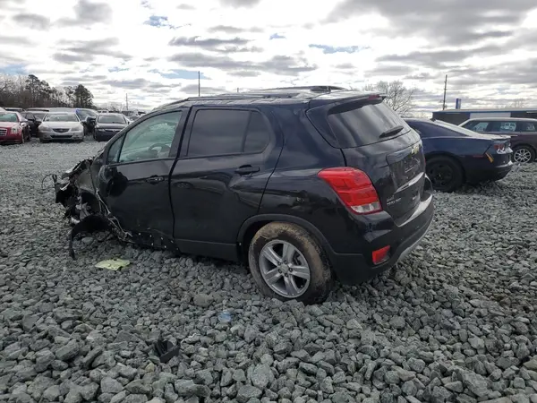 KL7CJPSM7NB560187 2022 CHEVROLET TRAX - Image 2