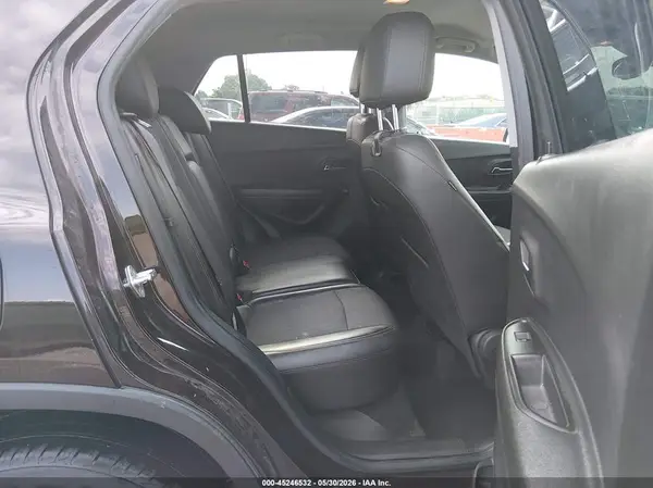 KL7CJPSM7NB562943 2022 CHEVROLET TRAX - Image 8