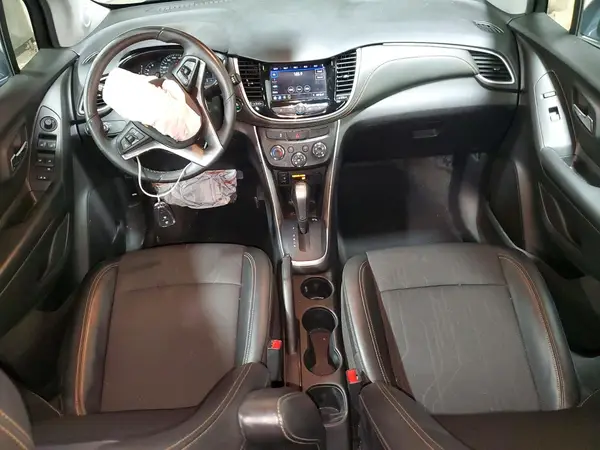 KL7CJPSM7NB563753 2022 CHEVROLET TRAX - Image 8