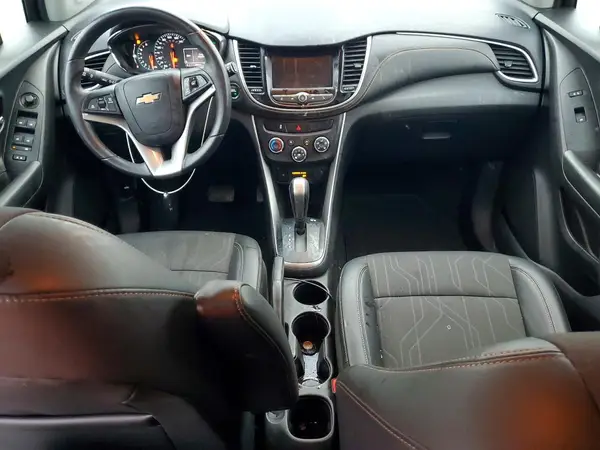 KL7CJPSM7NB566913 2022 CHEVROLET TRAX - Image 8