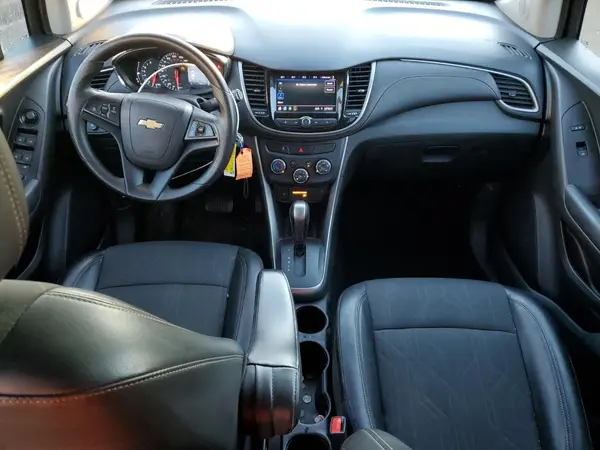KL7CJPSM8MB365102 2021 CHEVROLET TRAX - Image 8