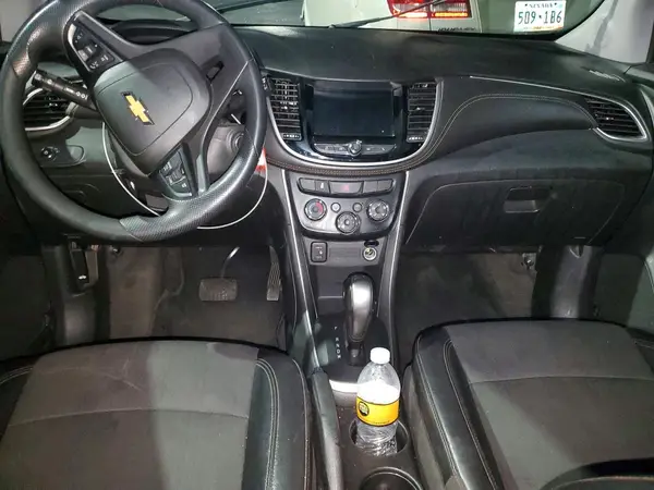 KL7CJPSM8MB374334 2021 CHEVROLET TRAX - Image 8