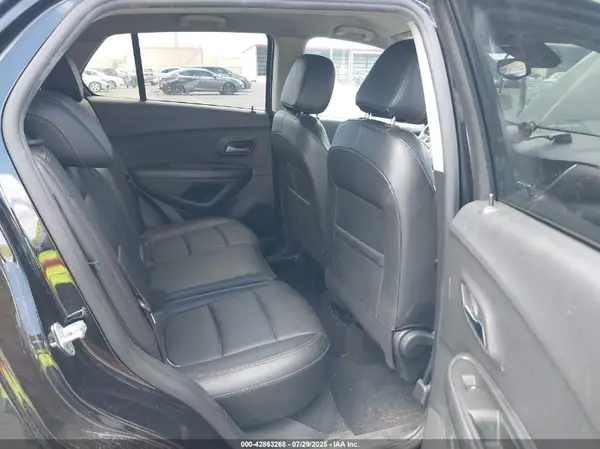 KL7CJPSM8NB529272 2022 CHEVROLET TRAX - Image 8