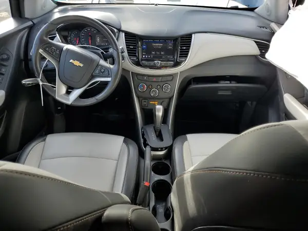KL7CJPSM8NB536545 2022 CHEVROLET TRAX - Image 8