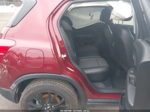KL7CJPSM8NB551160 2022 CHEVROLET TRAX - Image 8