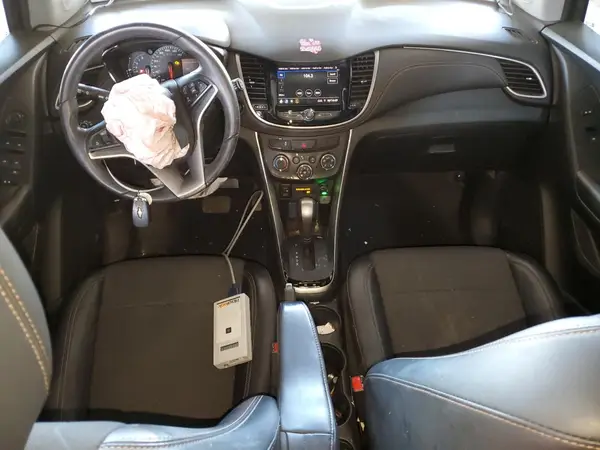 KL7CJPSM8NB566192 2022 CHEVROLET TRAX - Image 8