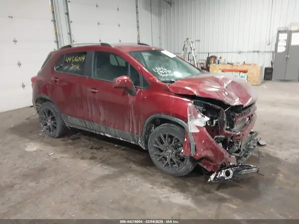 KL7CJPSM8NB566483 2022 CHEVROLET TRAX - Image 1