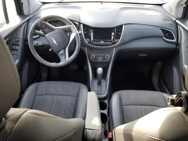 KL7CJPSM8NB567598 2022 CHEVROLET TRAX - Image 8