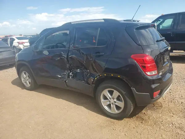 KL7CJPSM9MB361026 2021 CHEVROLET TRAX - Image 2
