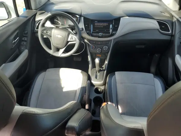 KL7CJPSM9MB363679 2021 CHEVROLET TRAX - Image 8