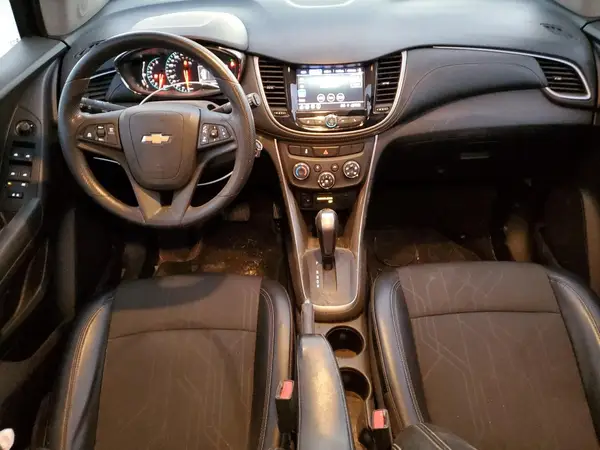 KL7CJPSM9MB365884 2021 CHEVROLET TRAX - Image 8