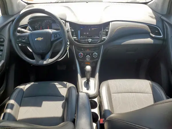 KL7CJPSM9MB371958 2021 CHEVROLET TRAX - Image 8
