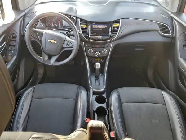 KL7CJPSM9MB374388 2021 CHEVROLET TRAX - Image 8