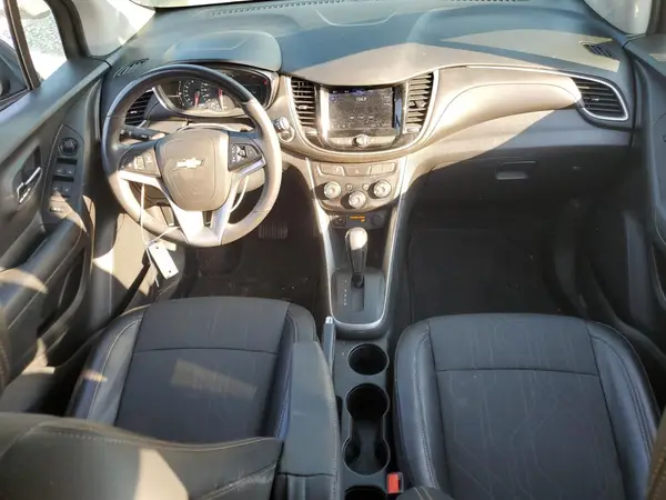 KL7CJPSM9MB376545 2021 CHEVROLET TRAX - Image 8