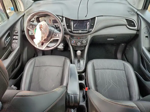 KL7CJPSM9NB517020 2022 CHEVROLET TRAX - Image 8
