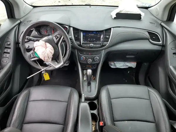 KL7CJPSM9NB523271 2022 CHEVROLET TRAX - Image 8