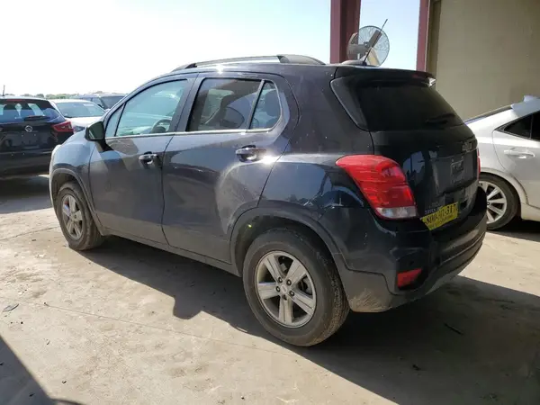 KL7CJPSM9NB534903 2022 CHEVROLET TRAX - Image 2
