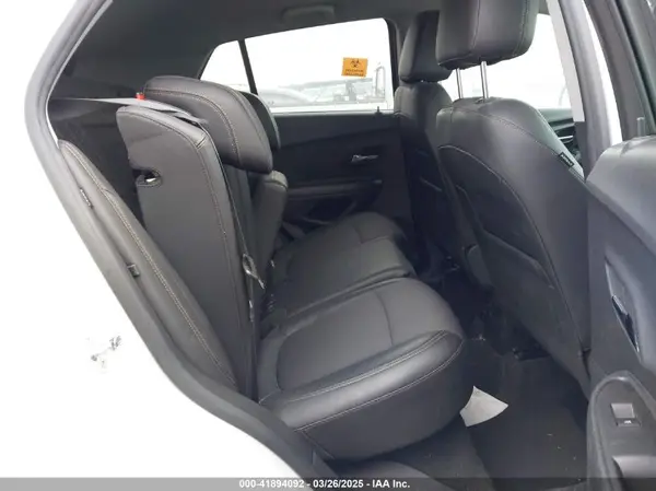 KL7CJPSM9NB539387 2022 CHEVROLET TRAX - Image 8