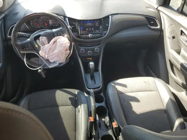 KL7CJPSM9NB539552 2022 CHEVROLET TRAX - Image 8