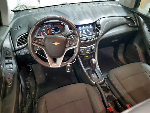KL7CJPSM9NB559574 2022 CHEVROLET TRAX - Image 8