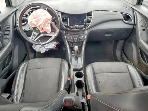 KL7CJPSM9NB561390 2022 CHEVROLET TRAX - Image 8