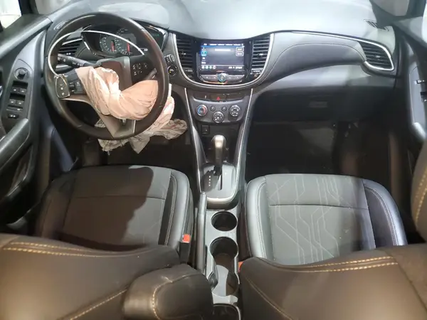 KL7CJPSM9NB562975 2022 CHEVROLET TRAX - Image 8