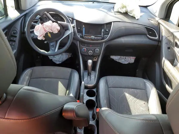 KL7CJPSM9NB567903 2022 CHEVROLET TRAX - Image 8