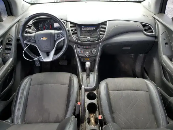 KL7CJPSMXMB360905 2021 CHEVROLET TRAX - Image 8