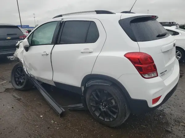 KL7CJPSMXNB505863 2022 CHEVROLET TRAX - Image 2