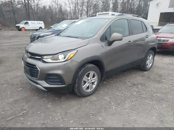 KL7CJPSMXNB508763 2022 CHEVROLET TRAX - Image 2