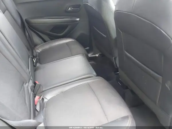 KL7CJPSMXNB513865 2022 CHEVROLET TRAX - Image 8