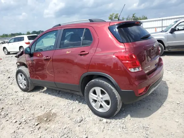 KL7CJPSMXNB528589 2022 CHEVROLET TRAX - Image 2